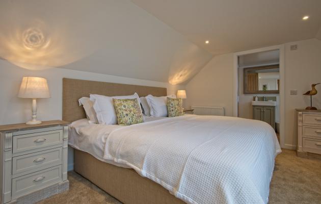 Curlew Cottage superking bedroom with ensuite