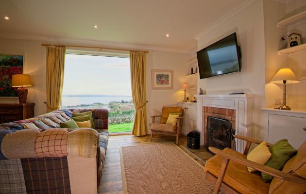 Edenville Cottage living room